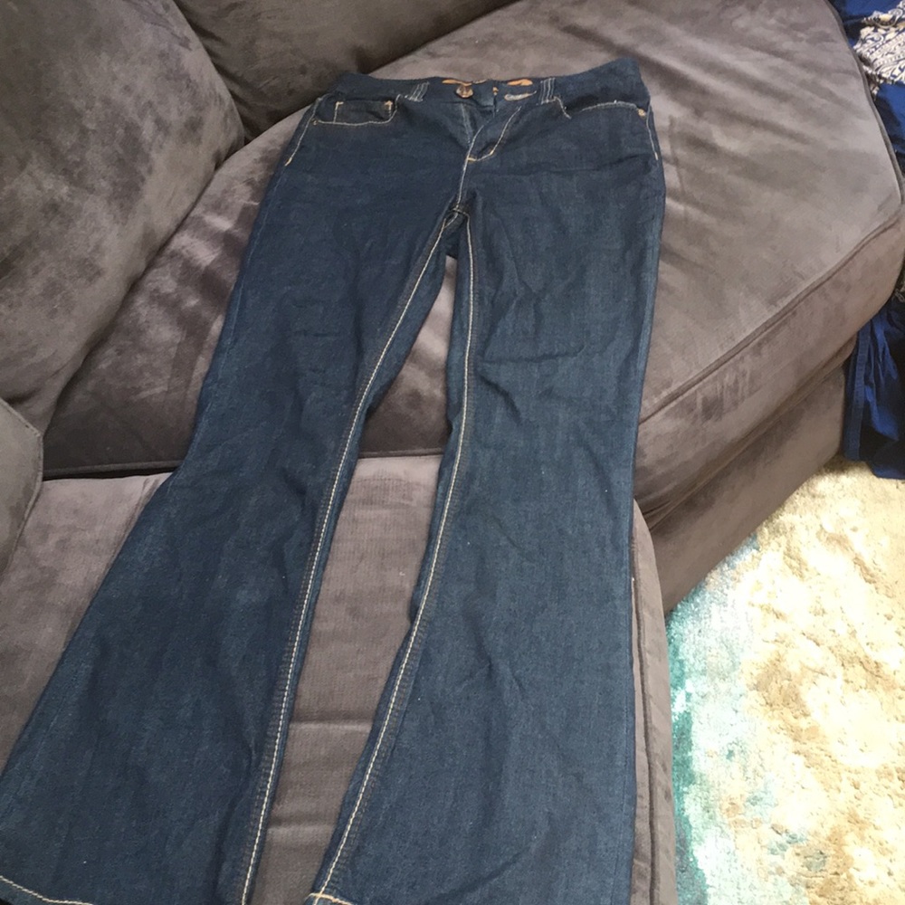 Seven Jeans - size 8 slimming bootcut